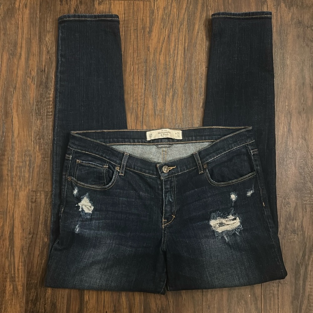 Abercrombie & Fitch Dark Blue Skinny Jeans